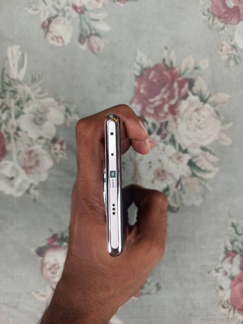 Infinix Zero 40 0