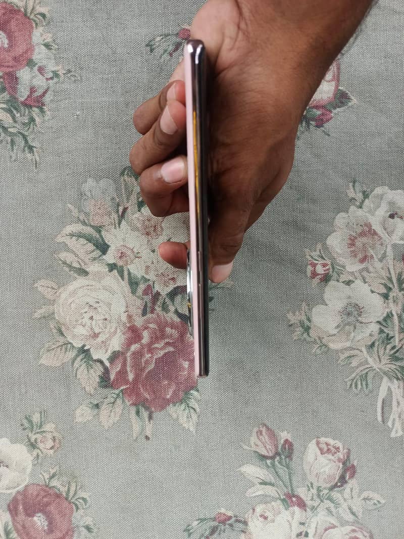 Infinix Zero 40 1