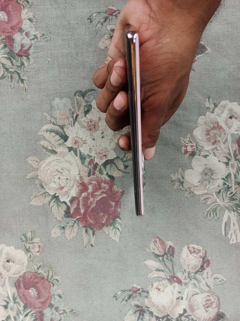 Infinix Zero 40 3