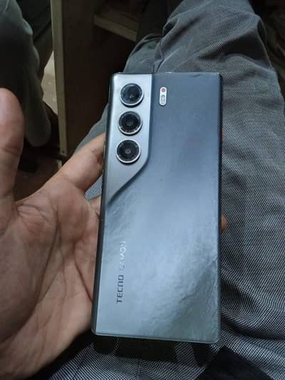camon 40 pro full box 256gb pta prooved