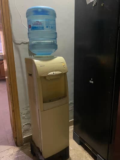 Water Dispenser
