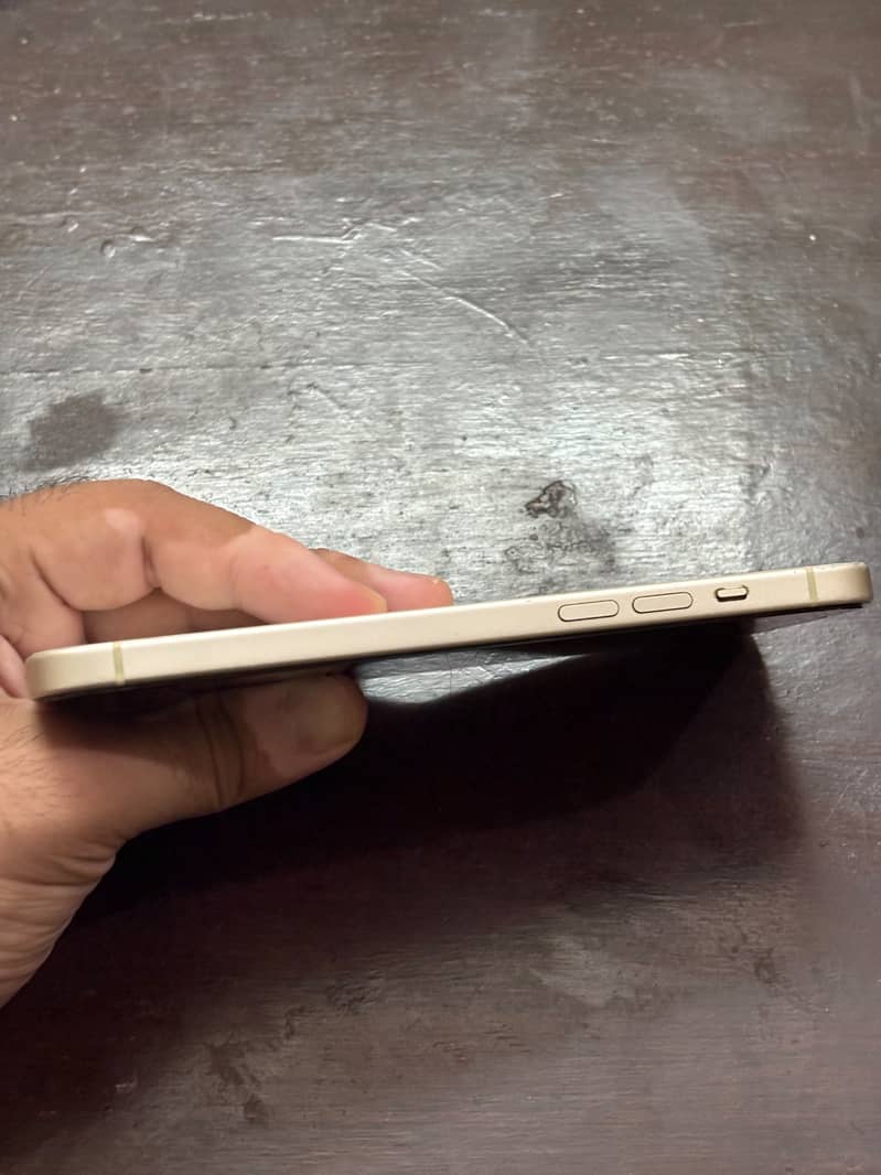 iPhone 15 plus Jo 2