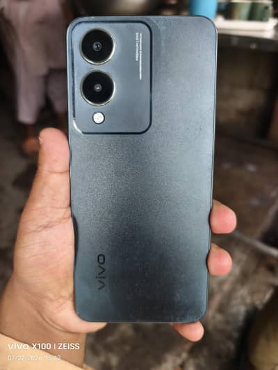 vivo y17s all ok no open box charger ok