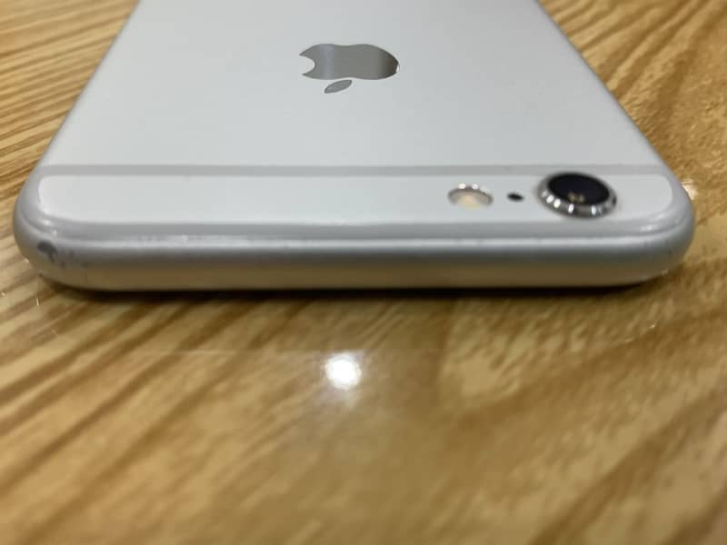 Apple iPhone 6S 2