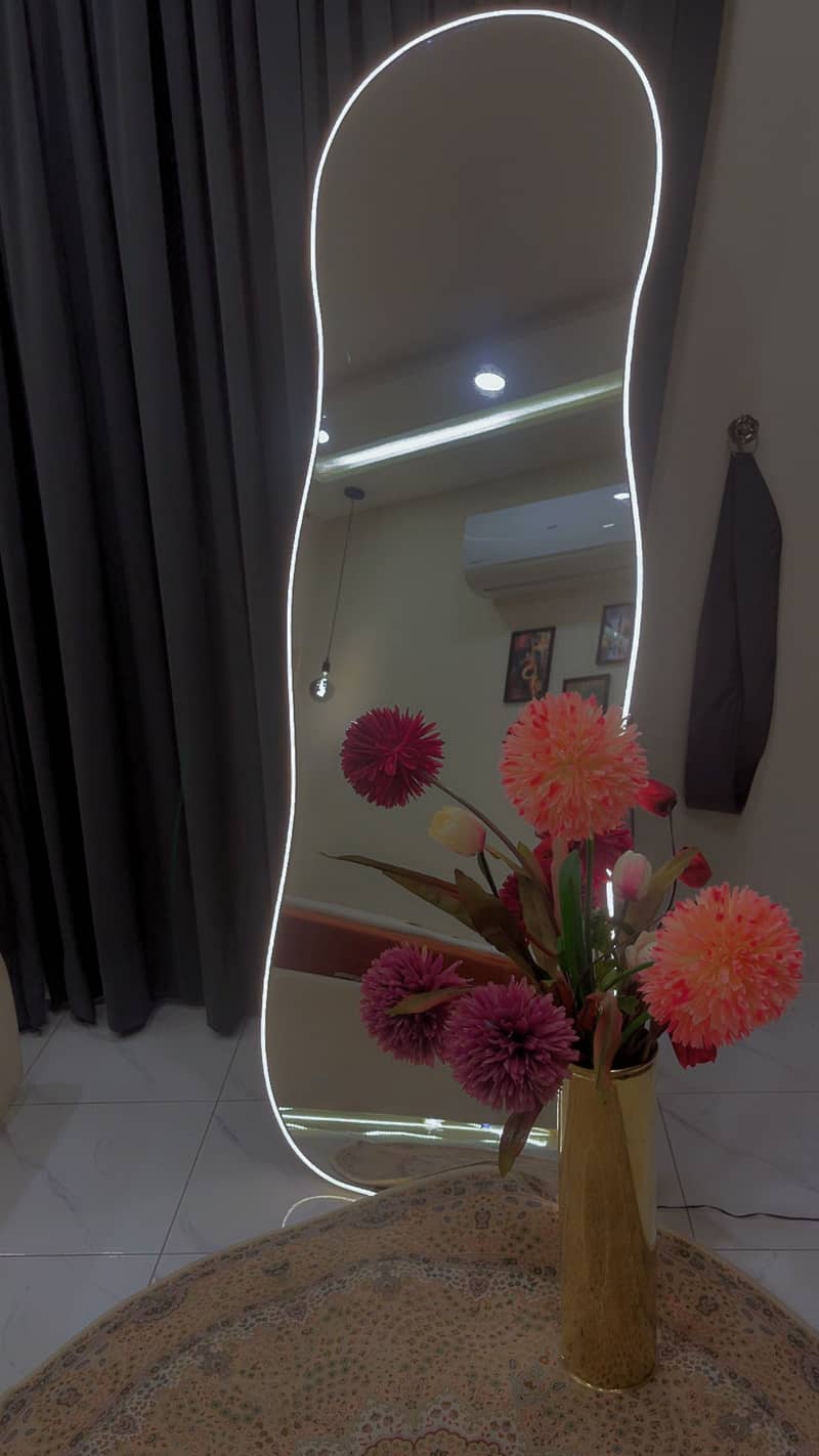 Mirror 6