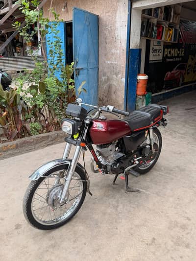 Honda.  125