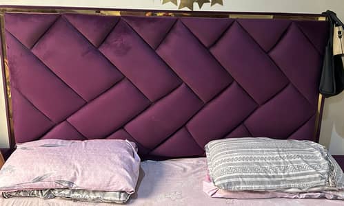 King size velvet bed good condition