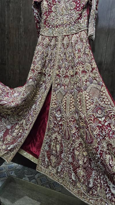 Luxury Bridal Dress – Worn Once – Excellent Condition
