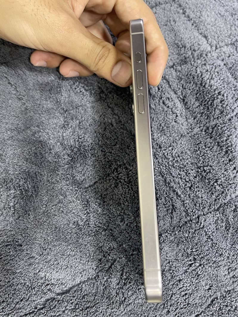 Apple iPhone 15 Pro Max | PTA Approved 4