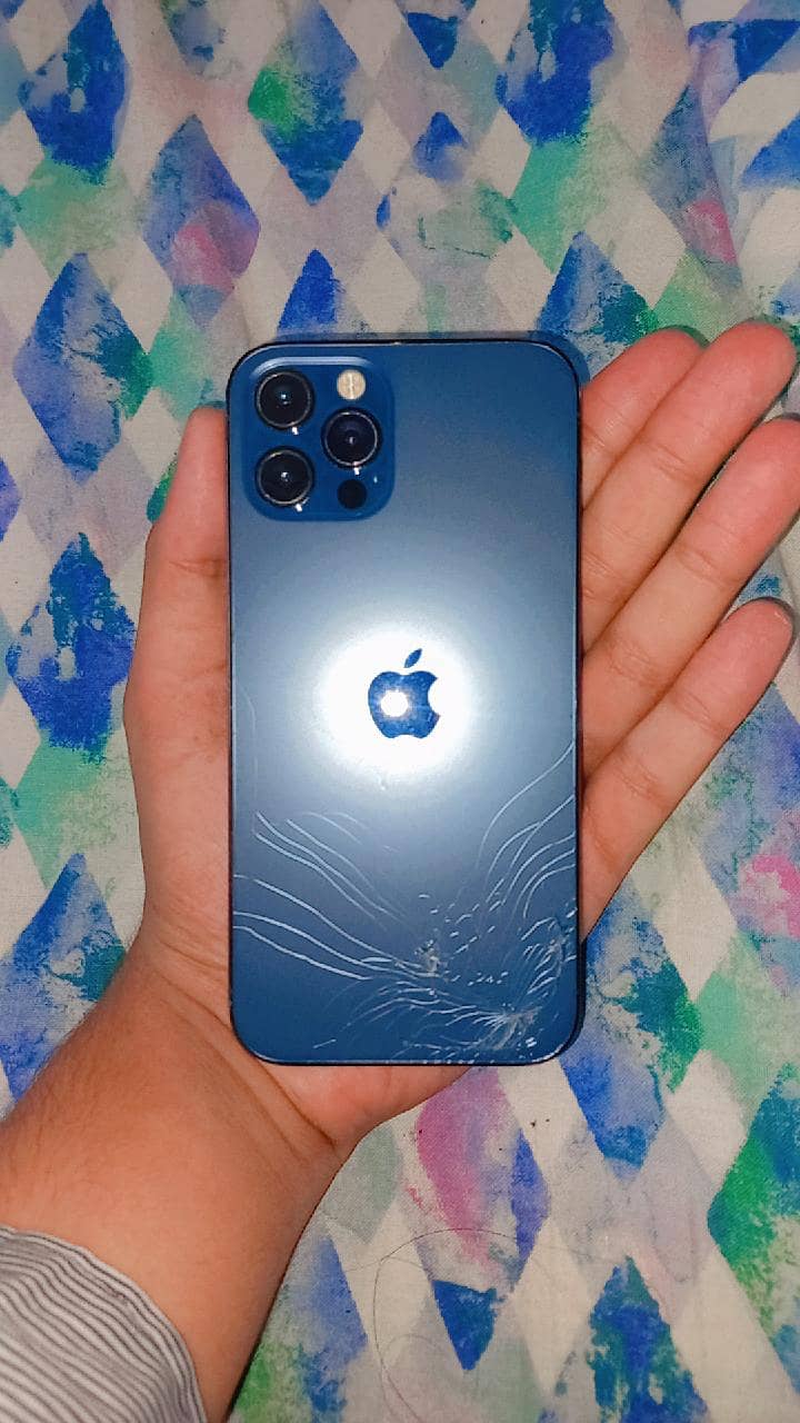Apple iPhone 12 Pro 4