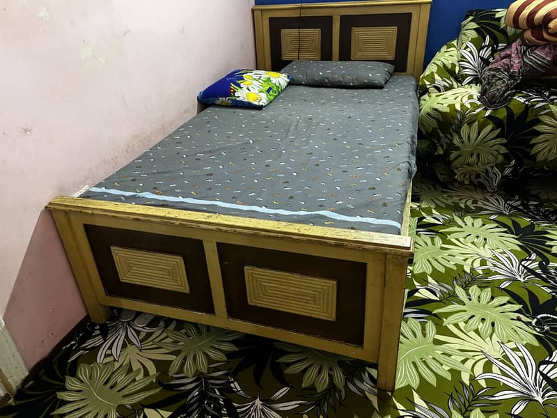 Single bed 2