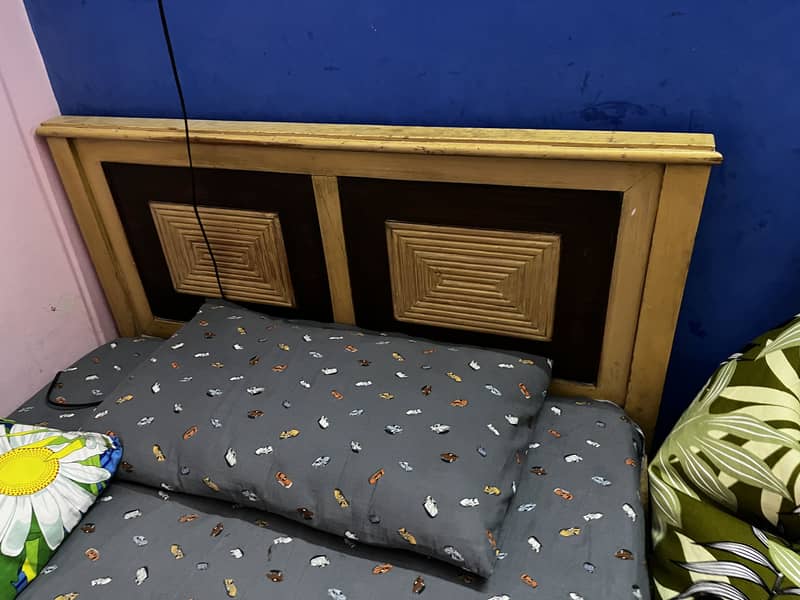 Single bed 3