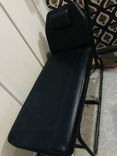 Salon bed