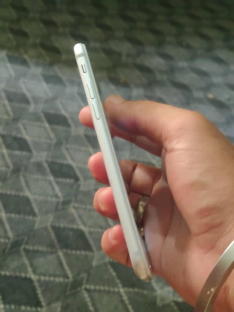 Apple iPhone 7 8