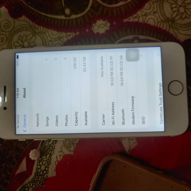 Apple iPhone 7 11