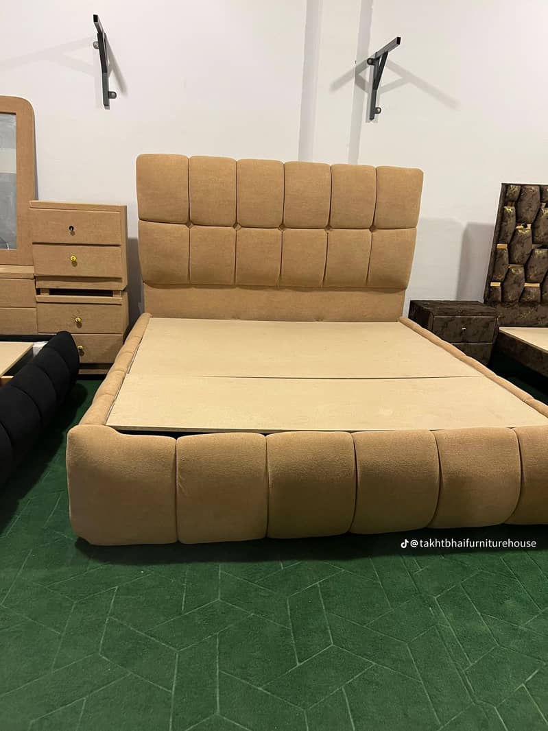 bed w 0