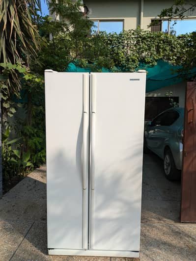 Samsung Double Door Fridge – Excellent Condition