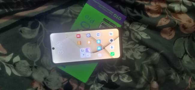 Infinix Hot 40 Pro