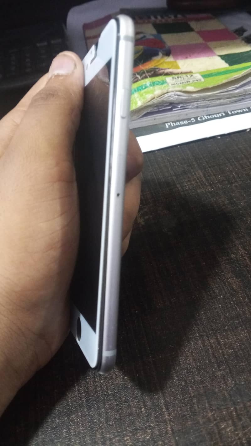 Apple iPhone 6 2