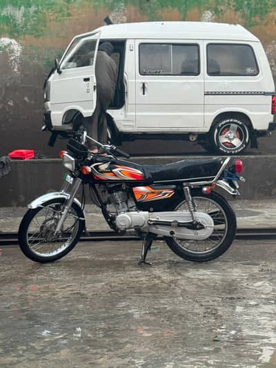 Honda 125 - 2015 model
