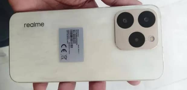 Realme 15T 256/18 GB RAM
