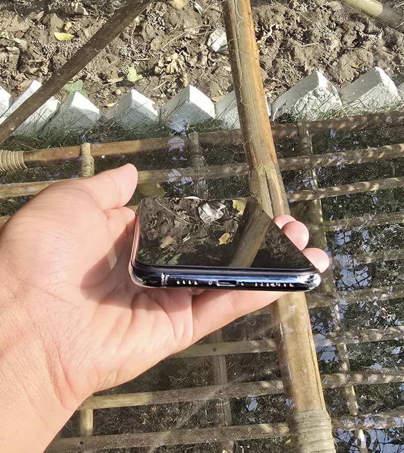 iPhone 11 Pro Max 1