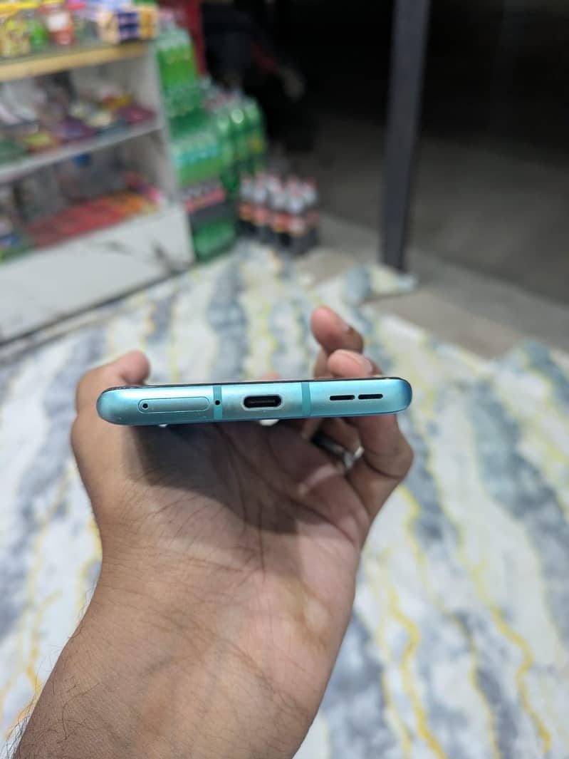 One Plus 8 Pro 4
