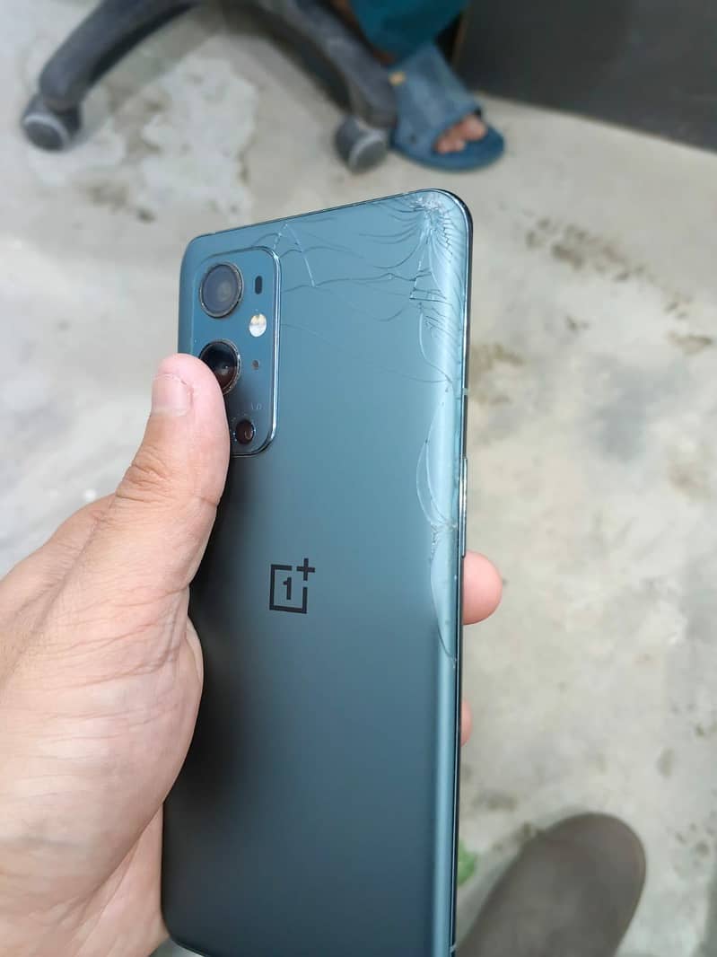 One Plus 9 Pro 1