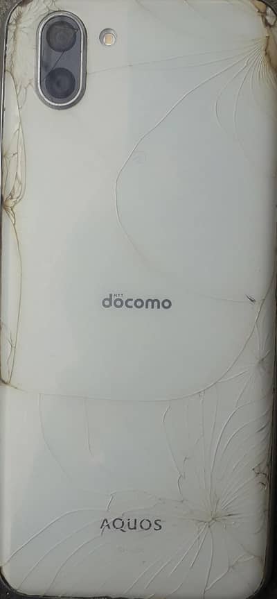 Sharp Aquos R2