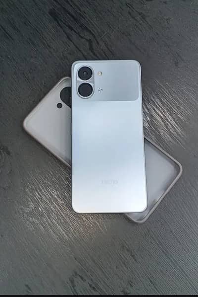 Tecno spark go 3  6/128.03134861640