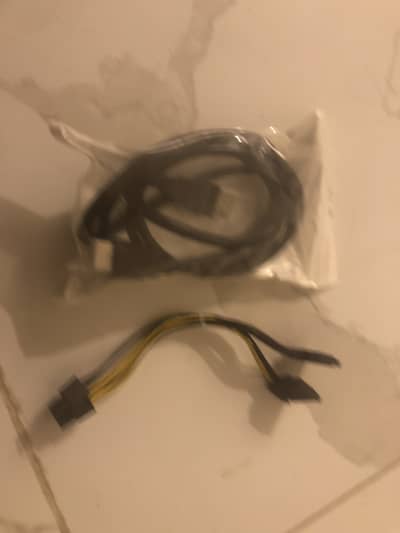 HDMI Cable & 8 Pin GPU Adapter