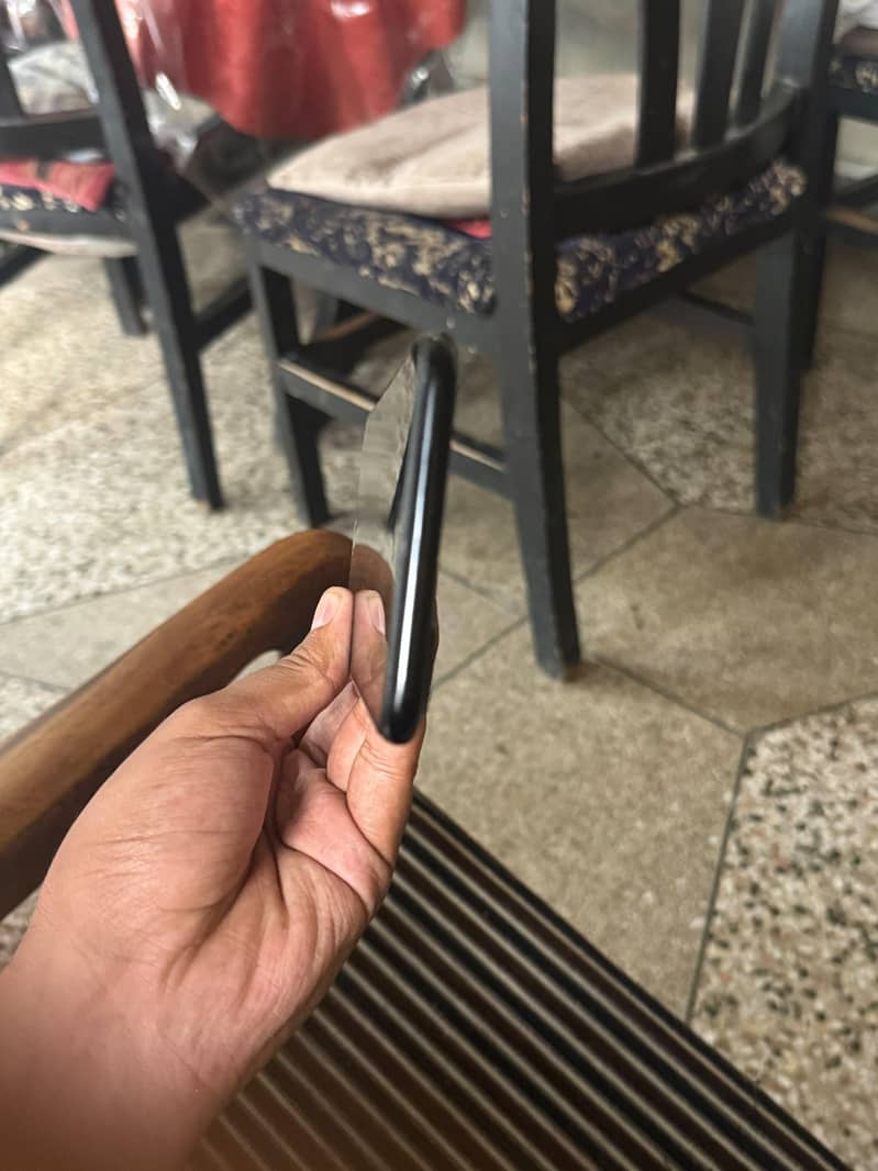 Apple iPhone 7 Plus 2