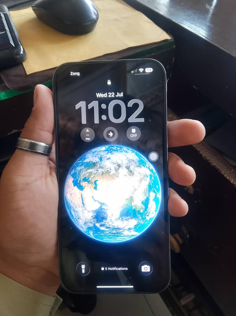 Apple iPhone 13 Pro Max 2