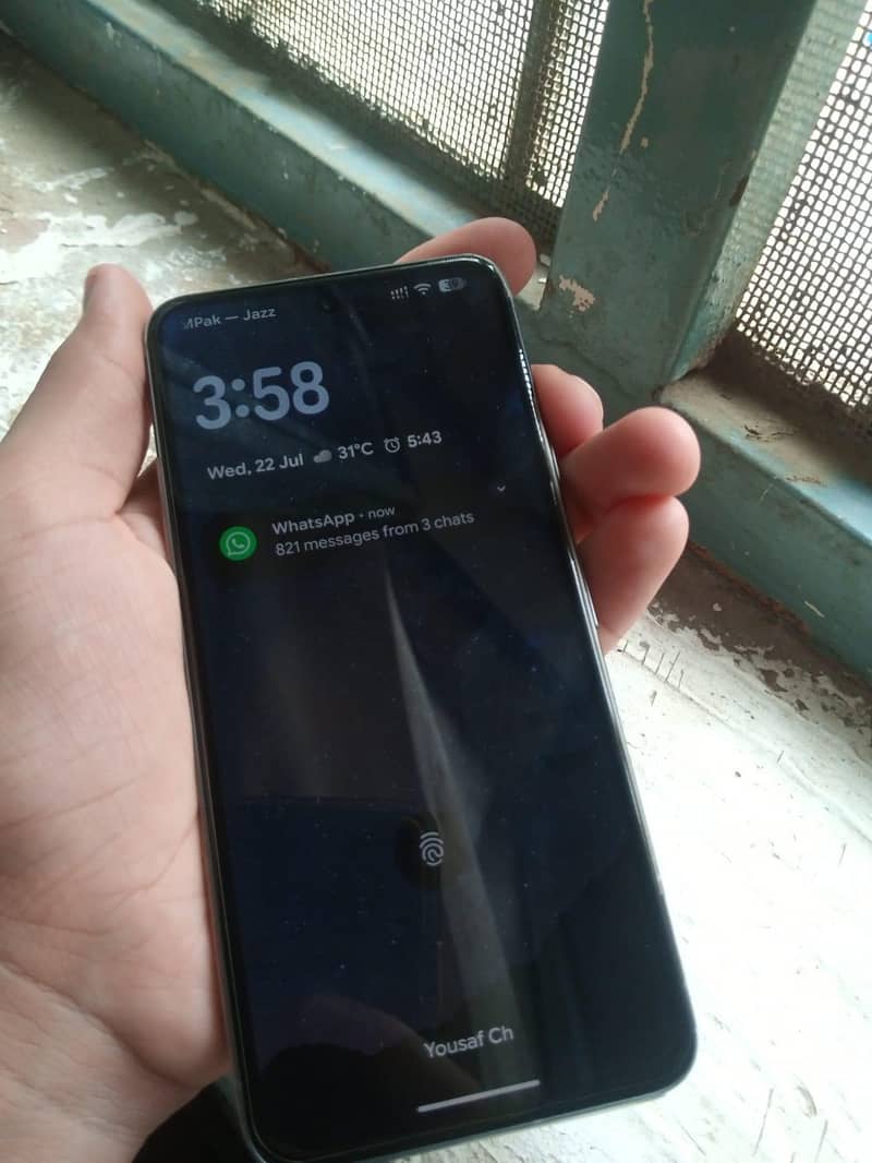 Google Pixel 8 3