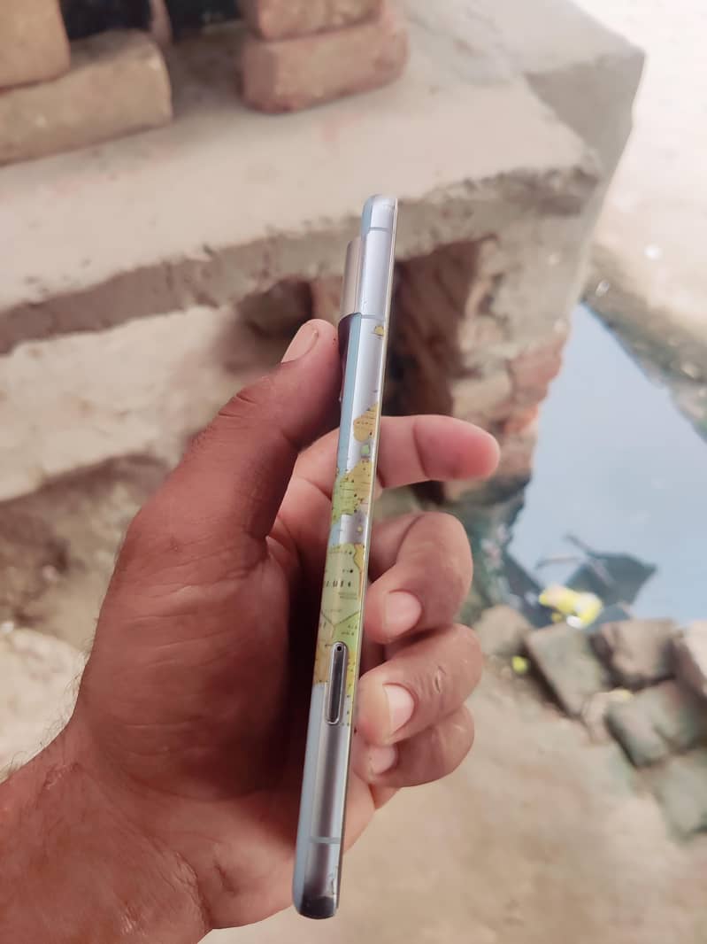 Google Pixel 8 Pro 3