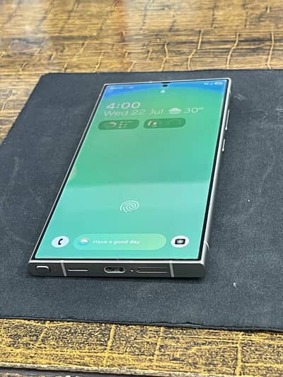 Samsung Mobile S24 Ultra with Box. single handed use 12 256 gb