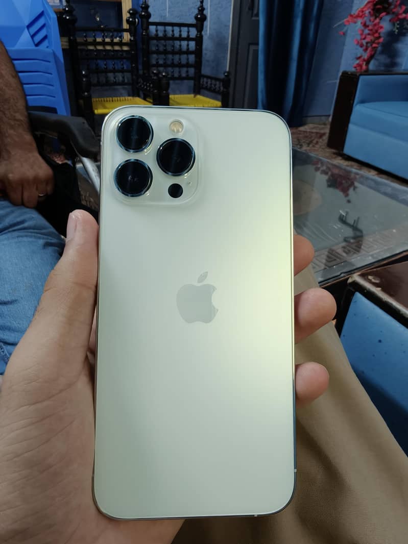 Apple iPhone 13 Pro Max 7