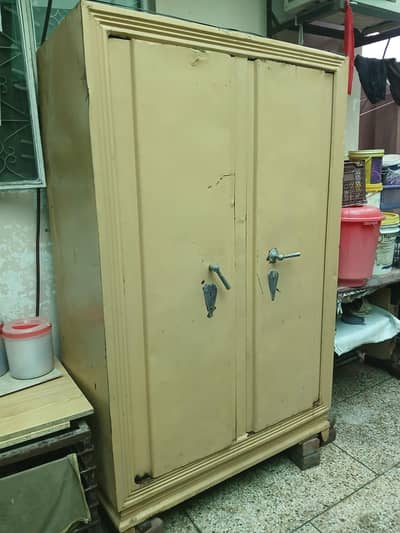 wardrobe for storage