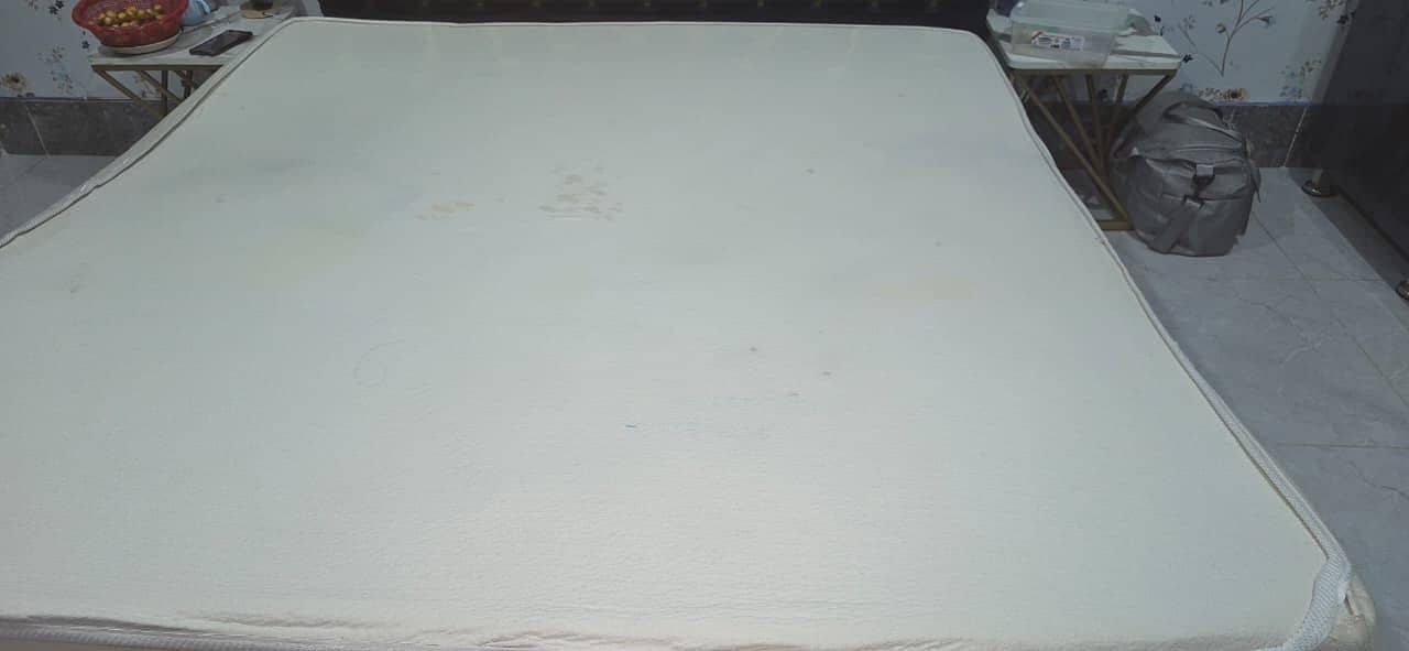 Mattress 0