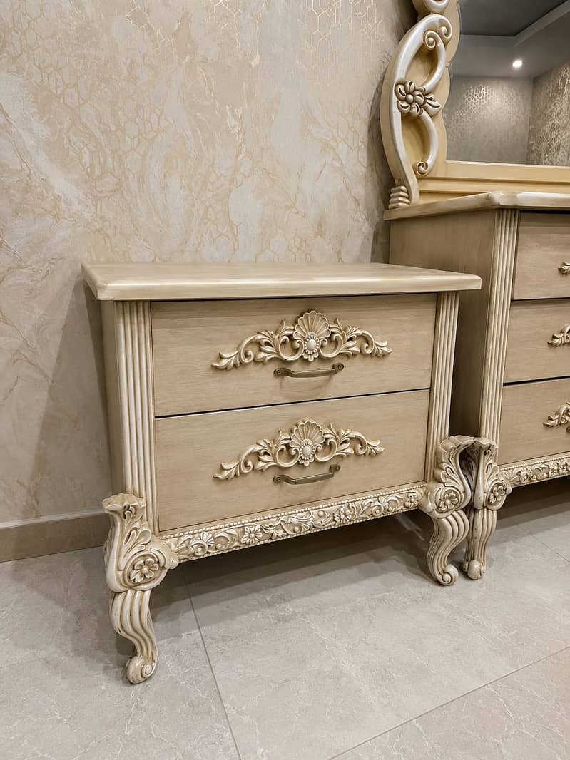 Luxurious bedset 4