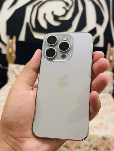 Apple iPhone 15 Pro