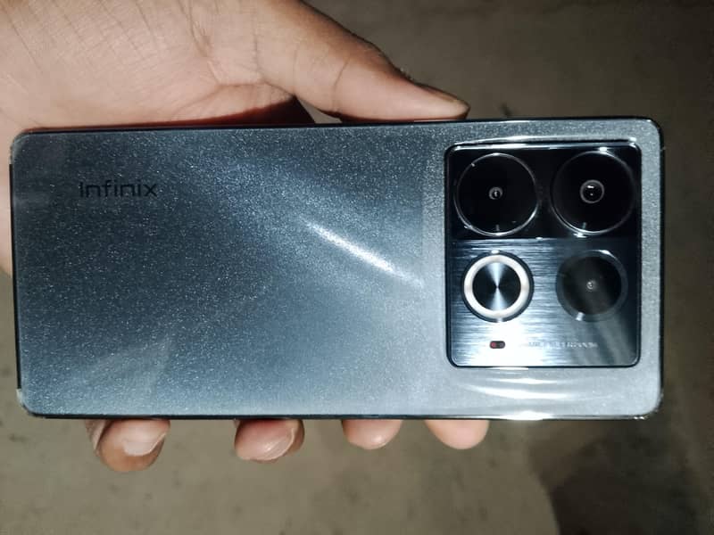 Infinix Note 40 0