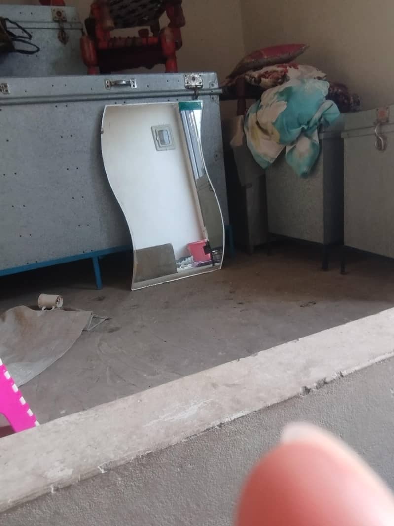 wall mirror 0