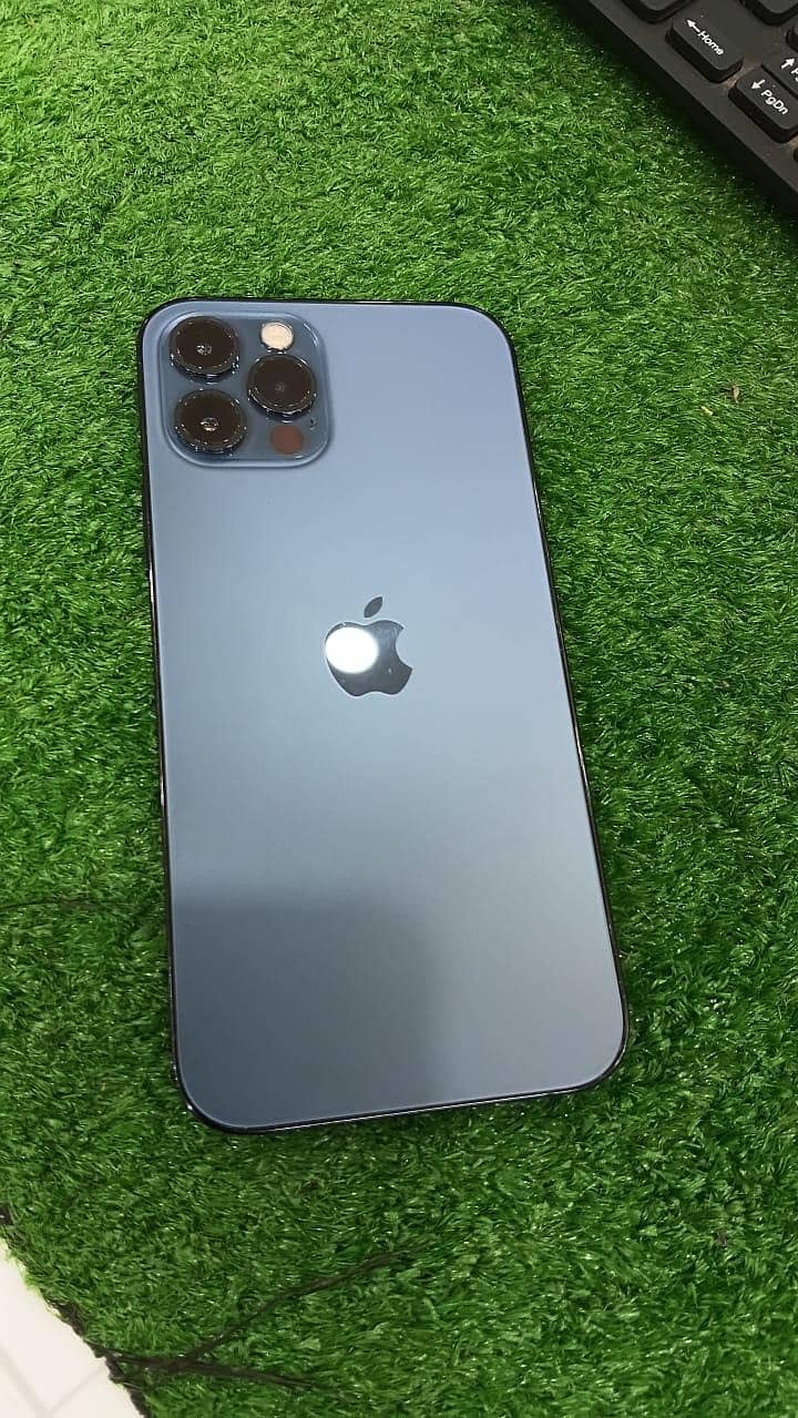 Apple iPhone 12 Pro 2