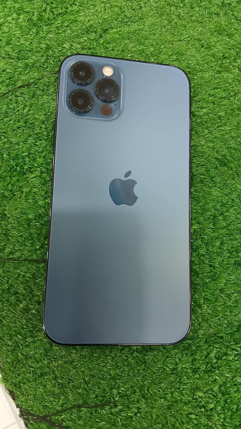 Apple iPhone 12 Pro 3