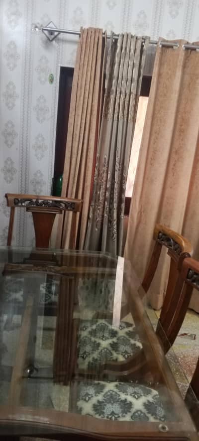 Dinning table with Four chairs for sale