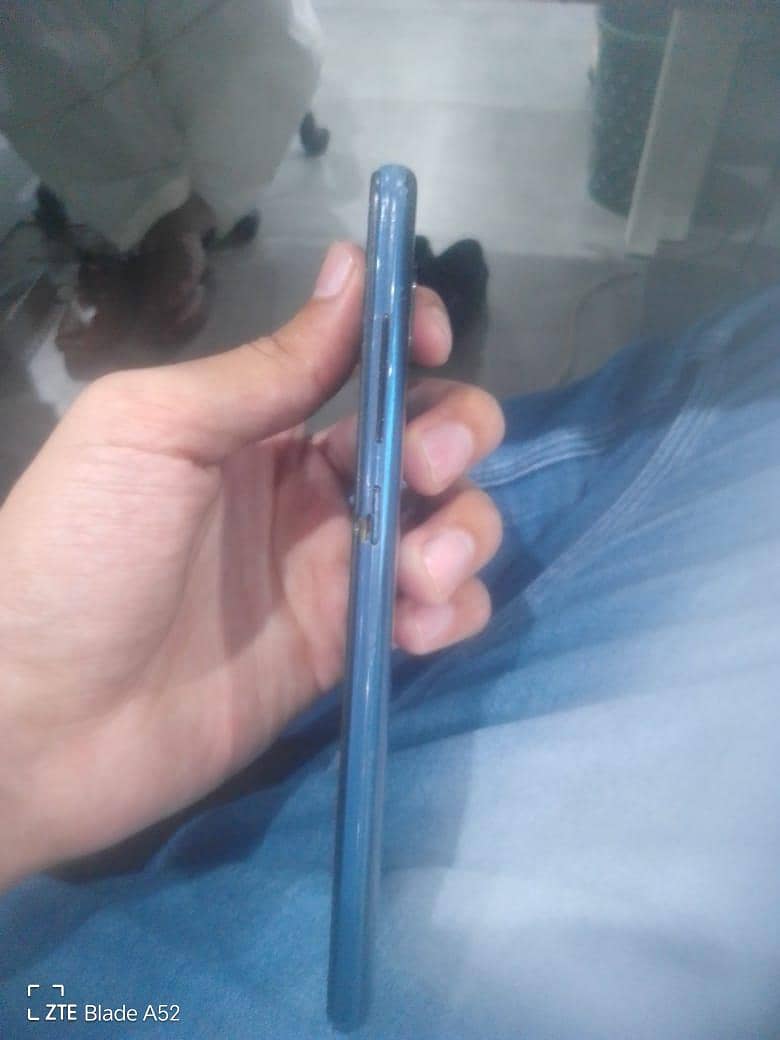 Xiaomi Redmi Note 9 5