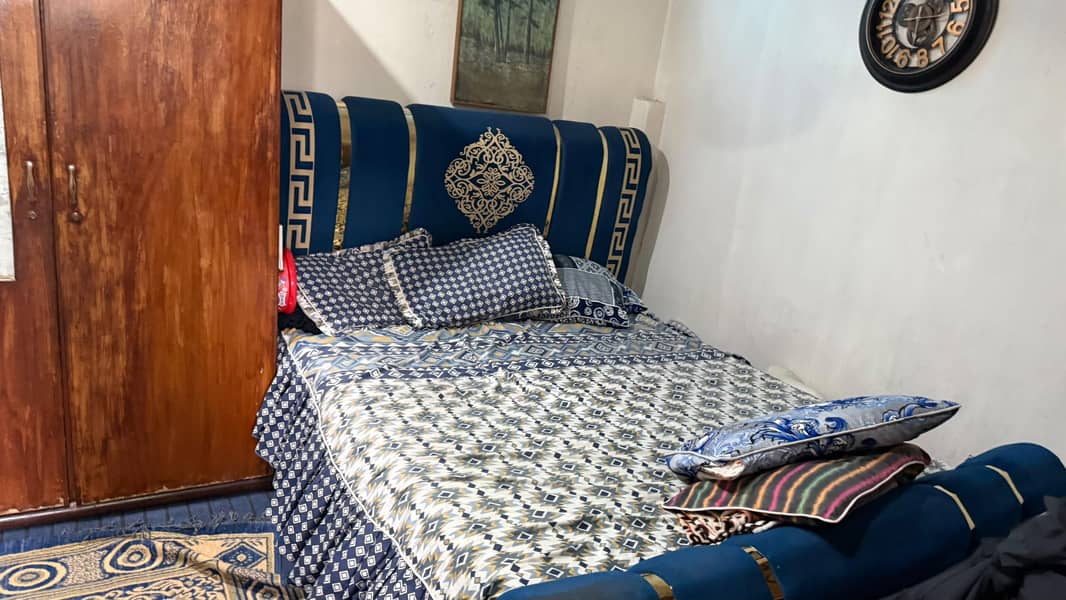 King size duble bed. 4