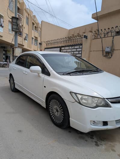 Honda Civic VTi 2009 company maintain almost orignal best drive