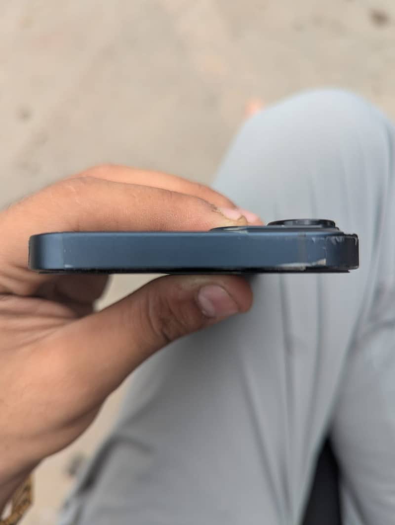 Iphone 13 3